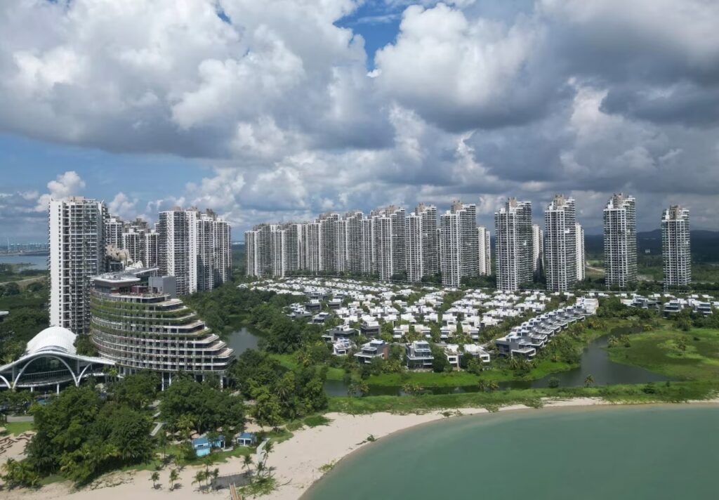 Buzz and Community absent in Malaysian Forest City Ghost City